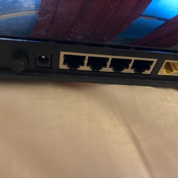 NETGEAR WNDR3700v3 N600 Dual Band Gigabit Router - Untested, As-Is - Picture 4 of 4